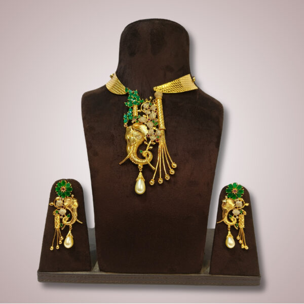 Jalpari Royal Enamel Set