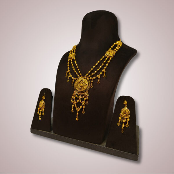 Rajsi Mandala Long Haar Set - Image 3